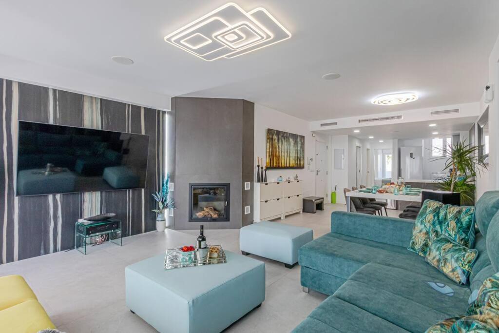 Puerto Marina Luxury 2Bdr Apartment With Sea View Benalmádena Eksteriør billede